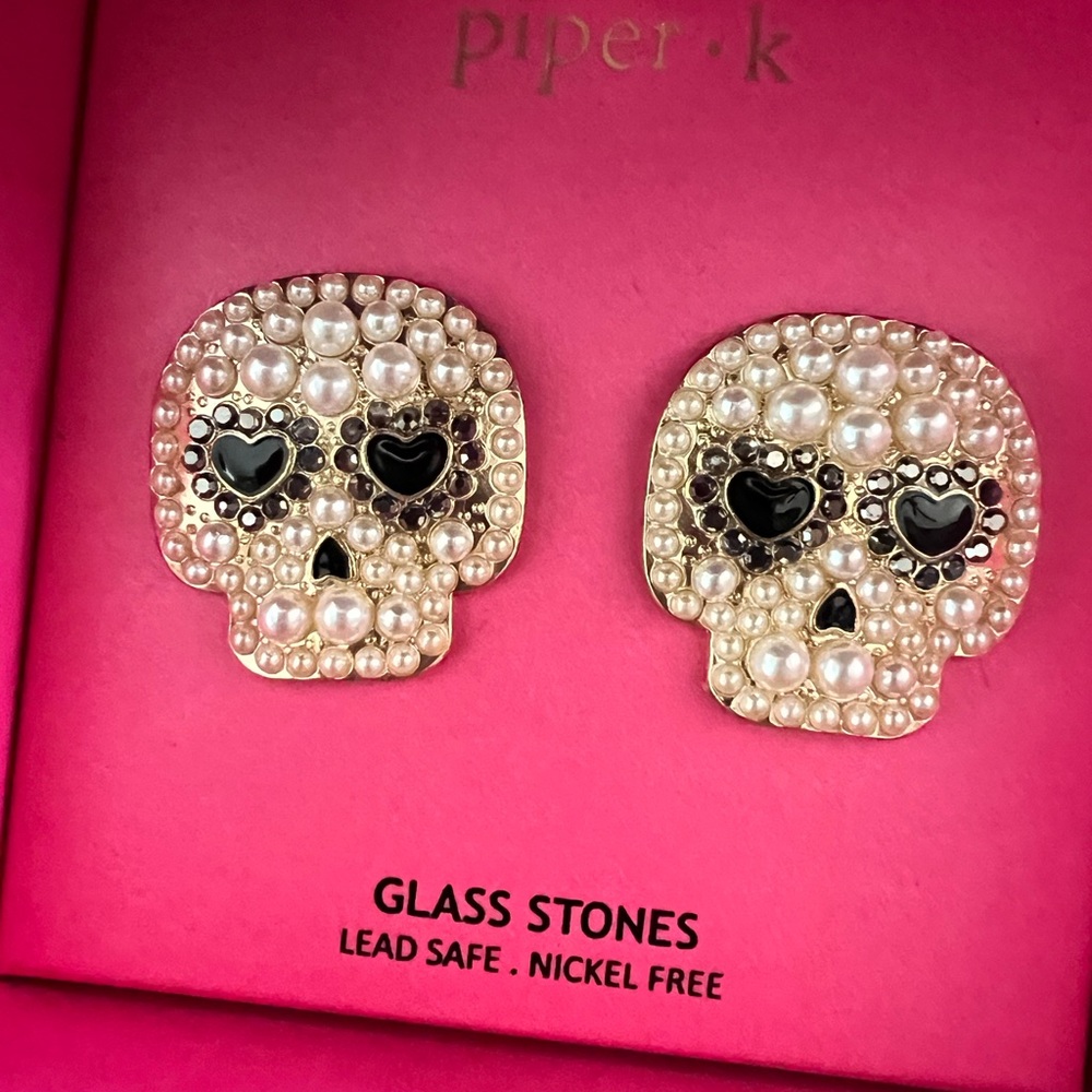 Piper K Purple Skull Earrings